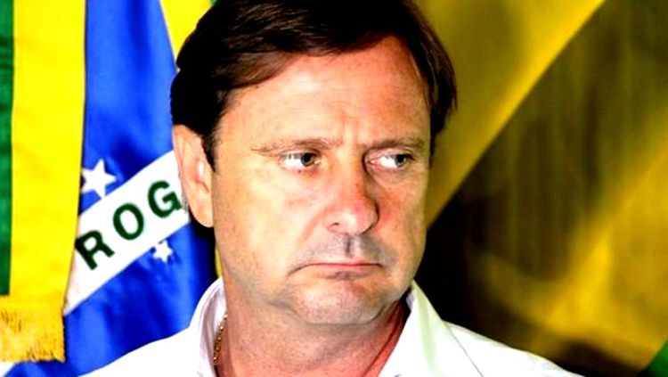 Dono da Rede TV, senador condenado a prisão está fora das eleições em RO