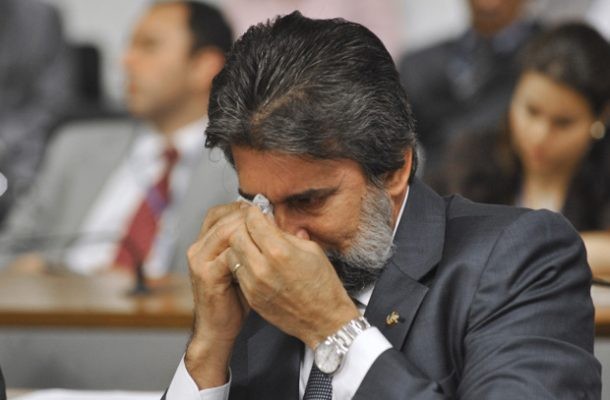 STF determina o sequestro de bens de Valdir Raupp