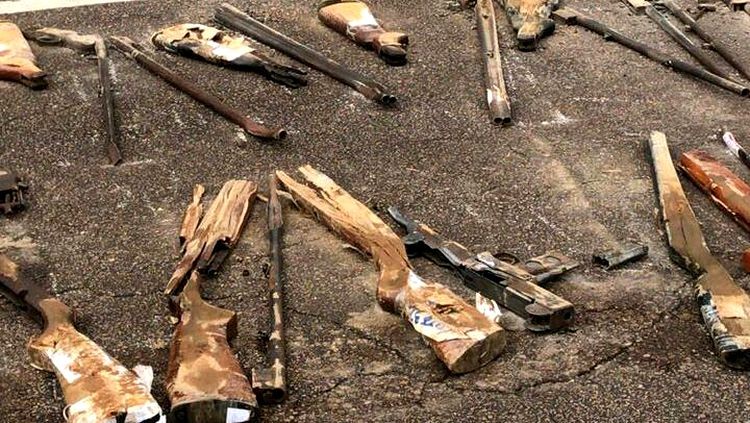Exército destrói armas e munições apreendidas