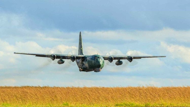 FORÇA AÉREA : Avião da Força Aérea Brasileira cai durante treinamento
