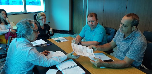 Dr. Neidson cobra projeto de irrigação para produção de café clonal em Guajará-Mirim