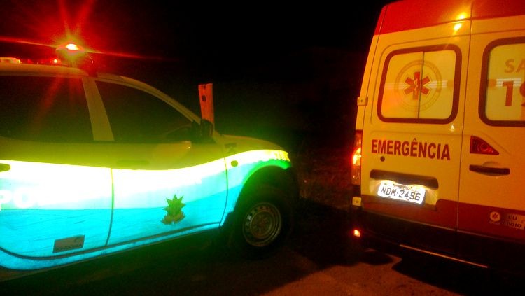 Após marcar encontro com amigo, jovem sofre tentativa de homicídio a tiros.