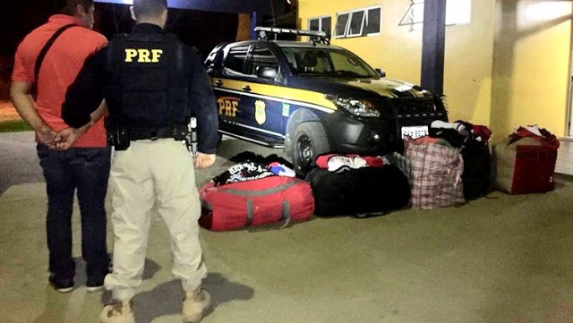 PRF PRENDE PERUANO COM MAIS DE MIL CAMISAS CONTRABANDEADAS.