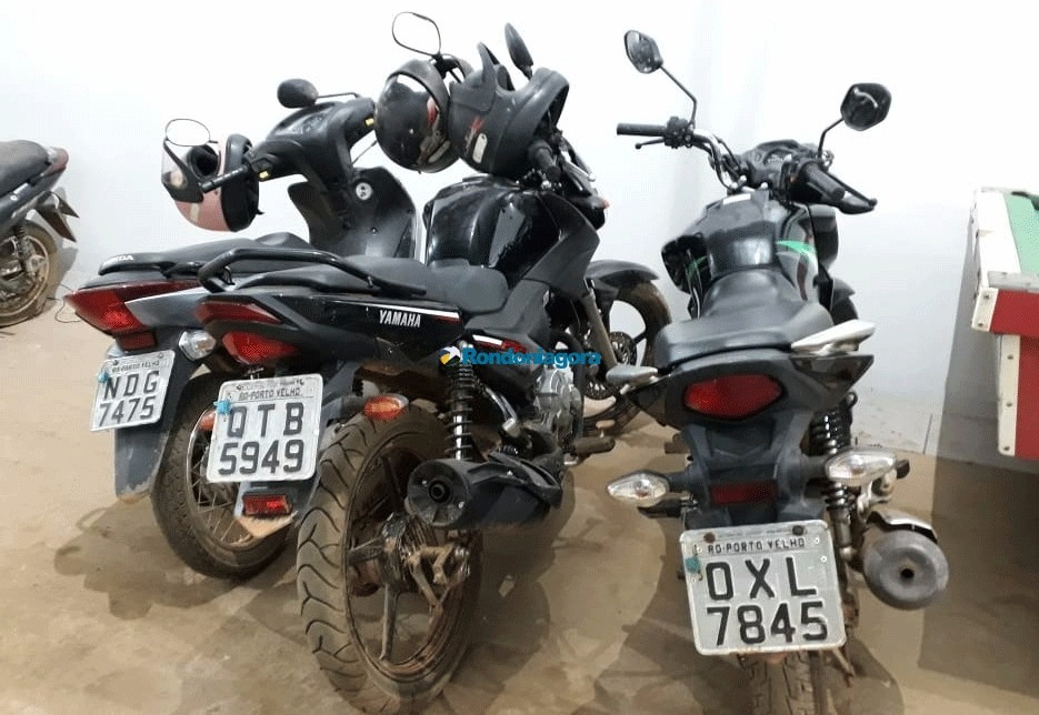 Trio é flagrado na BR-364 transportando motos que seriam trocadas por cocaína em Guajará-Mirim