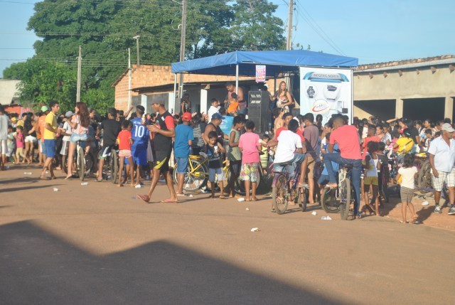 RÁDIO RONDÔNIA FM 89,9 REALIZA MAIS UMA FESTA DAS CRIANÇAS