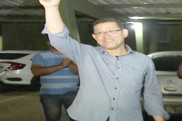“Eu ﻿q﻿uero a velha política afastada do nosso meio”, diz Marcos Rocha ao ser eleito governador de RO