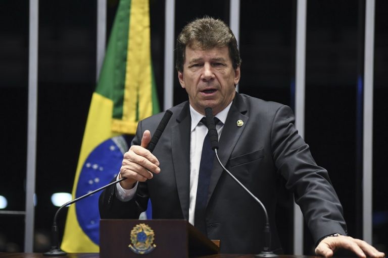 Ivo Cassol reassume mandato e parabeniza Bolsonaro e novo governador de Rondônia