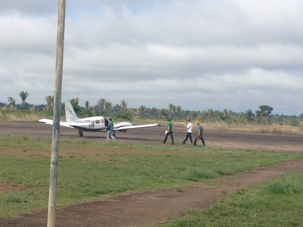 PF PRENDE SUSPEITO DE ROUBO A AVIÃO DA FAMÍLIA RIVA. PILOTOS FORAM ENCONTRADOS, NA ÉPOCA, EM GUAJARÁ-MIRIM