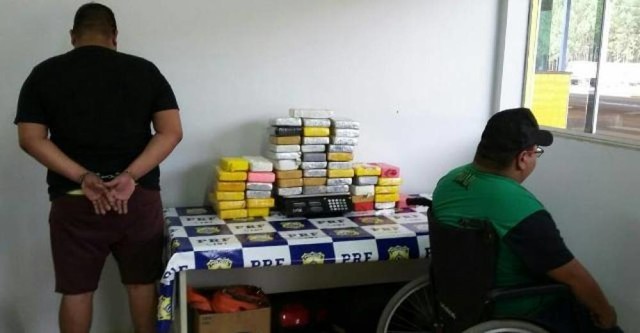 PRF de Vilhena apreende 54 quilos de cocaína com dois traficantes, um deles cadeirante