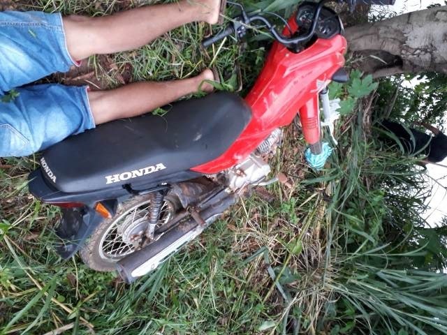 AÇÃO CONJUNTA RECUPERA MOTO FURTADA EM PORTO CLANDESTINO