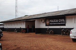 BANDIDOS SÃO PRESOS ANTES DE VÍTIMA DESCOBRIR QUE TEVE CASA FURTADA