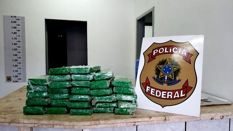 Três pessoas são presas na BR 364 em veiculo que saiu de Guajará-Mirim com droga