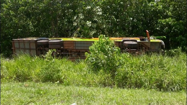 VÍDEO: TRAGÉDIA NA BOLIVIA: Ônibus que saiu de Guayaramerin tomba perto de Riberalta resulta em uma menina morta tragicamente e 12 feridos