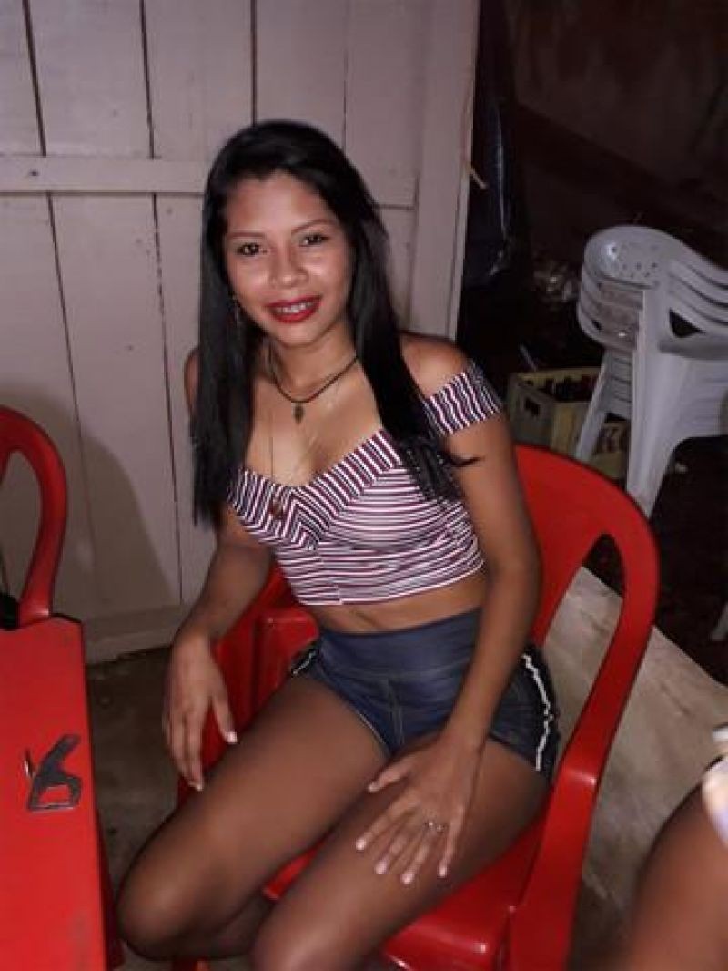 Está em estado grave a jovem que se afogou após carro cair em córrego