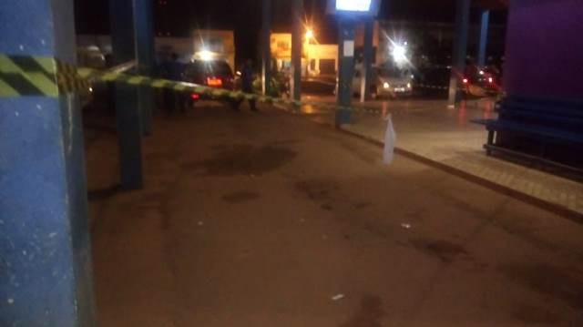 Rodoviária é interditada parcialmente pelo Corpo de Bombeiros em Guajará-Mirim-RO.
