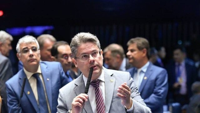 Senador da Lava Toga afirma que Toffoli tenta intimidar parlamentares