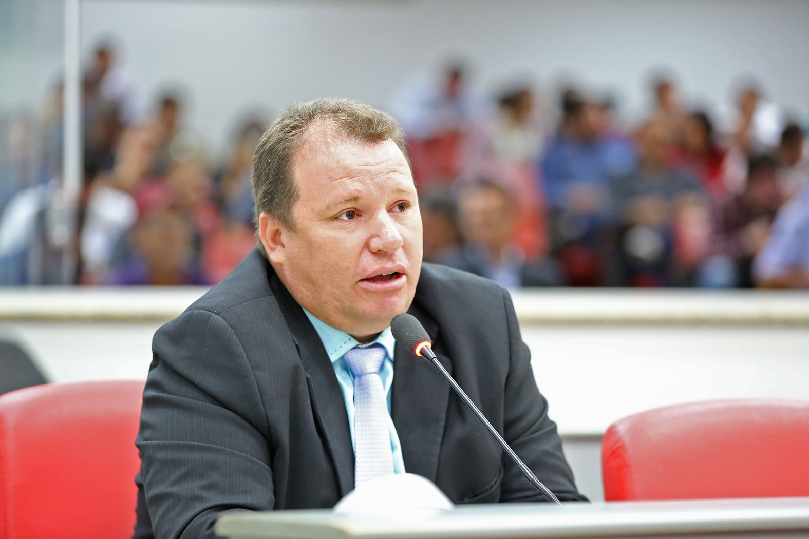 Dr. Neidson emite parecer favorável a projeto que autoriza recurso para conclusão do Hospital Regional de Guajará-Mirim