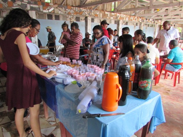 COMEMORADO O 5º ANIVERSÁRIO DE CRIAÇÃO DO CAFÉ DOS EXTRATIVISTAS DE GUAJARÁ-MIRIM. EVENTO REÚNE ANTIGOS SERINGUEIROS E DESCENDENTES.