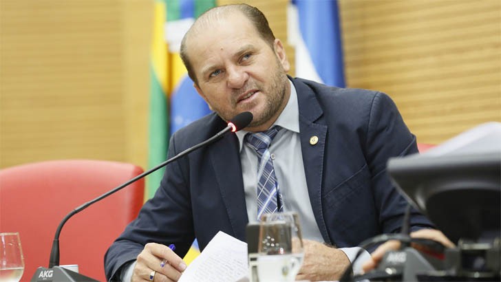 Projeto de lei garante contratação de profissionais com diploma de países do Mercosul