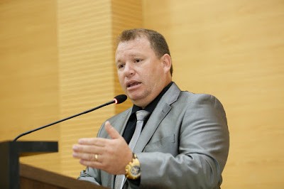 Dr. Neidson destaca atuação de enfermeiros e cita ações em defesa da mulher