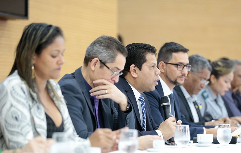 Retorno da vigilância armada nas escolas é debatido em audiência pública na Assembleia Legislativa
