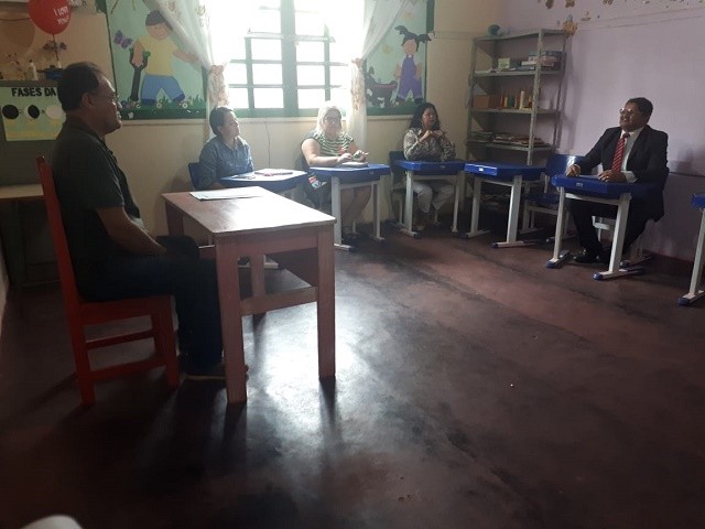 AUGUSTINHO FIGUEIREDO SE REUNIU COM PROFESSORES DO CMAE