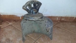 Homens tentam negociar sino furtado