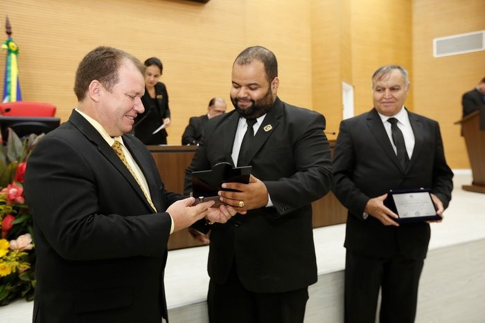 Assembleia Legislativa presta homenagem pela passagem do Dia do Maçom em Rondônia