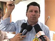 PT TENTA TOMAR MANDATO DE CASSOL NA JUSTIÇA; SENADOR ELEITO REAGE E DIZ QUE É FILHO DE DEUS