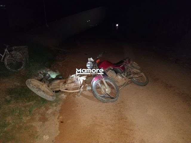 MOTOCICLETAS COLIDEM FRONTALMENTE E DUAS PESSOAS FICAM FERIDAS EM NOVA MAMORÉ