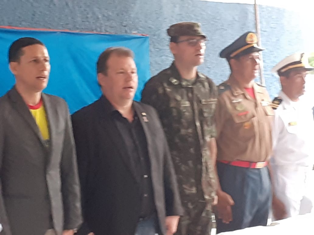 DEPUTADO PRESTIGIA 18 ENCONTRO DOS FILHOS E AMIGOS