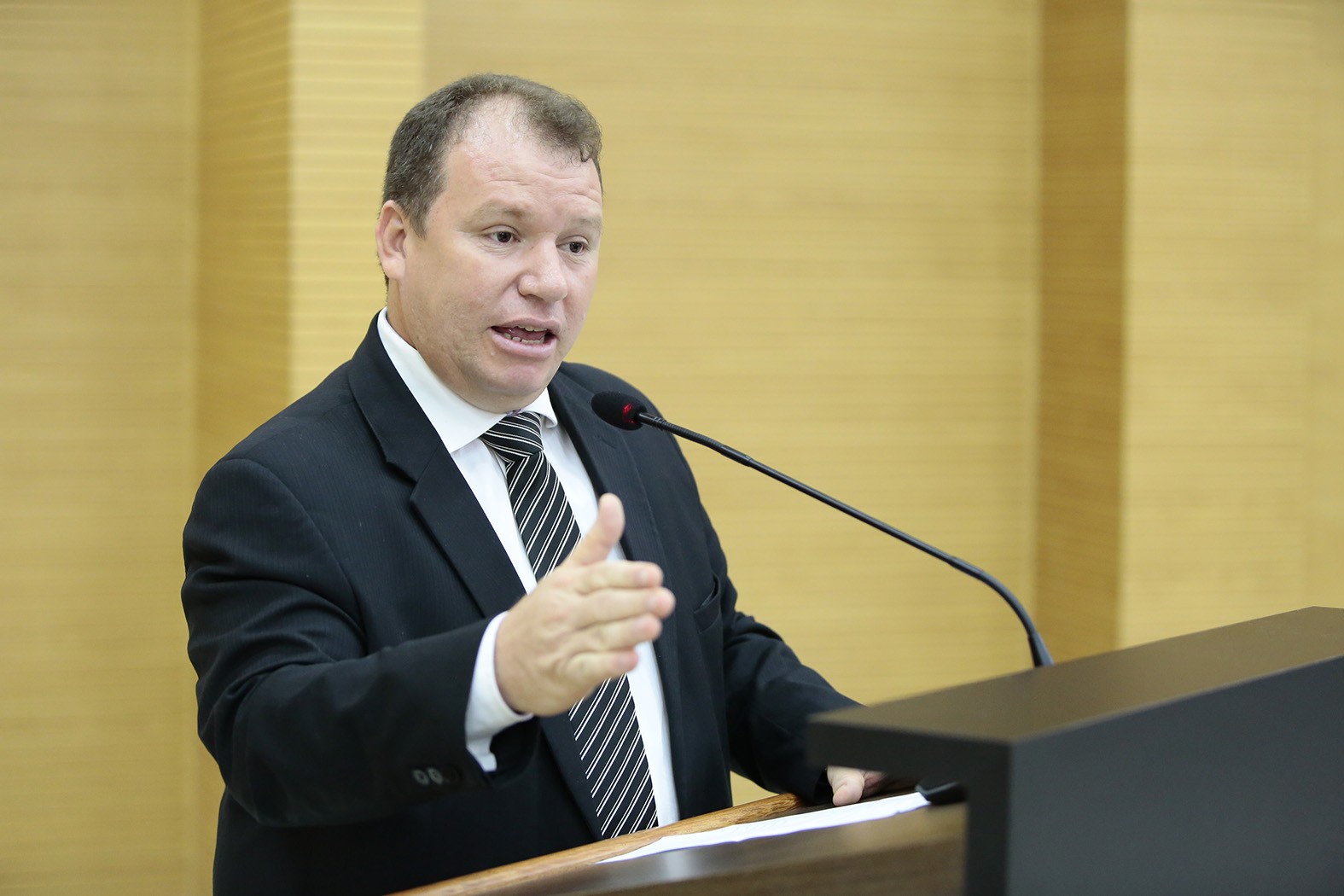 Deputado Dr. Neidson propõe que Igreja Batista Missionária em Renovação Espiritual seja declarada de Utilidade Pública