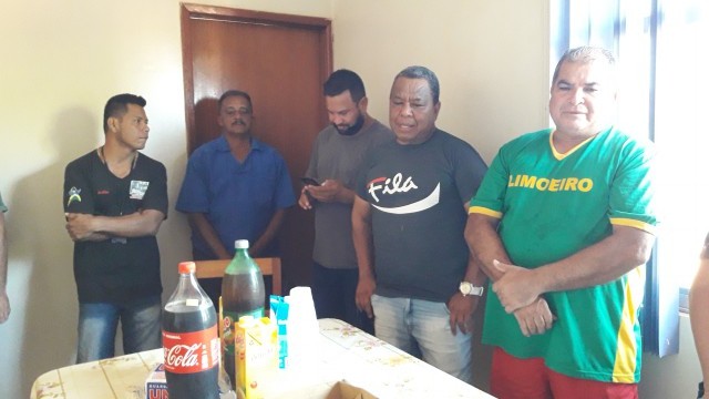 AMIGOS SE REÚNEM PARA COMEMORAR O ANIVERSÁRIO DO RADIALISTA JORGE CÂMARA