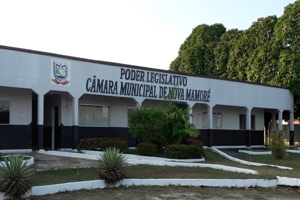 ESCÂNDALO NA CÂMARA MUNICIPAL DE NOVA MAMORÉ