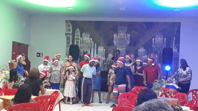 ASSOCIAÇÃO PESTALOZZI ENCERRA SUAS ATIVIDADES COM FESTA DE CONFRATERNIZAÇÃO
