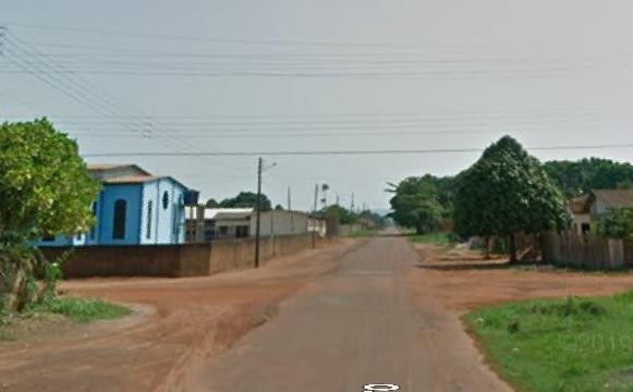 Mulher é vítima de assalto próximo à igreja católica no bairro 10 de abril