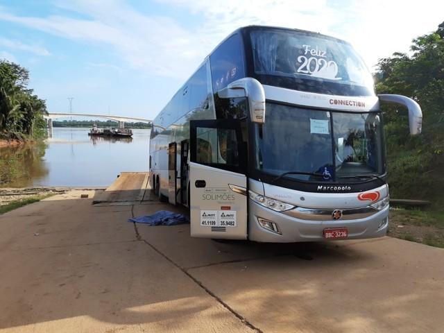 Ônibus mata passageiro e fere outro na BR-364