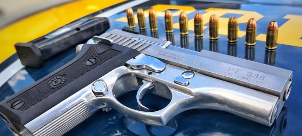 Porte de Arma e Receptação: motorista é preso em área rural de Porto Velho/RO