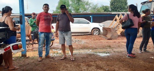 EMPRESÁRIO INAUGURA NOVA LOJA E REALIZA SORTEIOS DE PRÊMIOS EM GUAJARÁ-MIRIM.