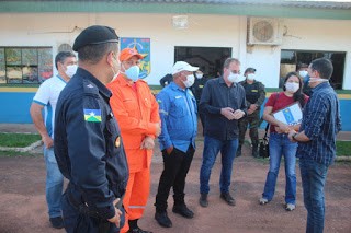 Operação realizada por vários órgãos em Guajará-Mirim busca dispersar pessoas e a fiscalização de pontos comerciais