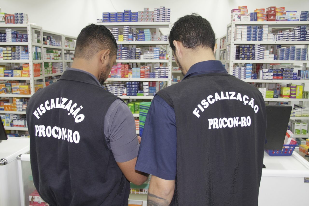 PROCON FISCALIZA E ORIENTA CIDADÃO SOBRE DENÚNCIAS DE PREÇOS ABUSIVOS NOS ESTABELECIMENTOS EM RONDÔNIA