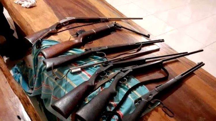 PM recupera caminhonetes e apreende seis armas de fogo em Rondônia