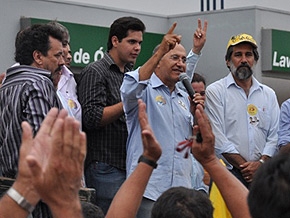 GRUPO DO PMDB, LIDERADO POR RAUPP, VENDEU RONDÔNIA POR R$ 11 MILHÕES; DURANTE CAMPANHA, SECRETARIAS SÃO LOTEADAS ENTRE ALIADOS E SENADOR DIZ QUE PASSADO NÃO FOI TÃO RUIM