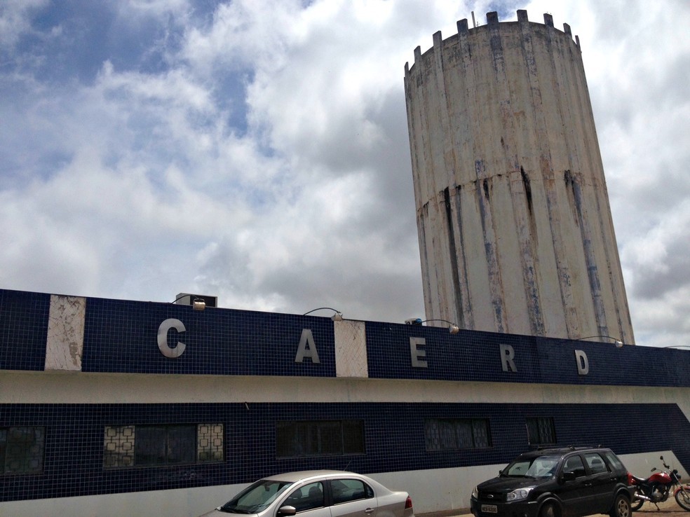 Caerd abre seleção emergencial com 160 vagas e salário base de R$ 2.316,80