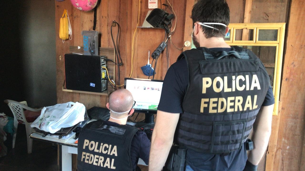 Polícia Federal realiza operação de combate a pornografia infantojuvenil