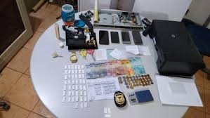 Polícia Civil desarticula boca de fumo e prende casal