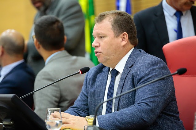 Dr. Neidson solicita custeio de hospedagem e alimentação para pacientes de Guajará-Mirim