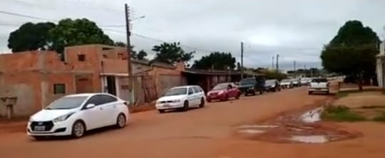 POPULAÇÃO VOLTA AS RUAS EM CARREATA PEDINDO SAÚDE