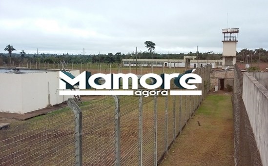 POLICIAL PENAL É FLAGRADO ENTREGANDO CELULAR PARA APENADO EM PRESÍDIO PRÓXIMO A NOVA MAMORÉ/RO