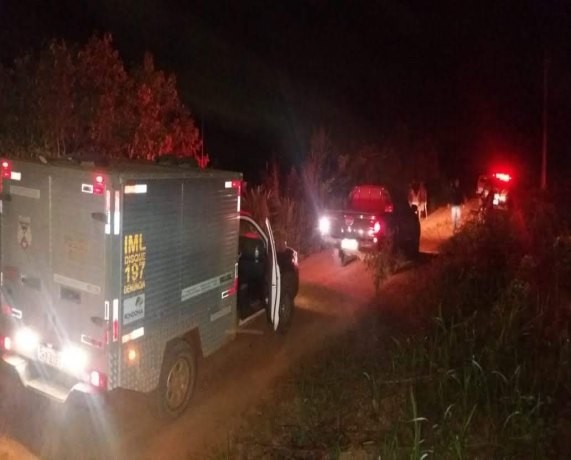 Homem é executado com vários tiros na frente de bar em Porto Velho